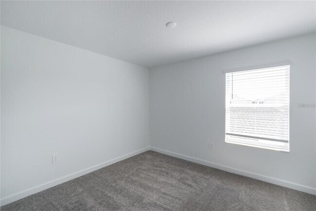 Building Photo - 3055 Ella Wy