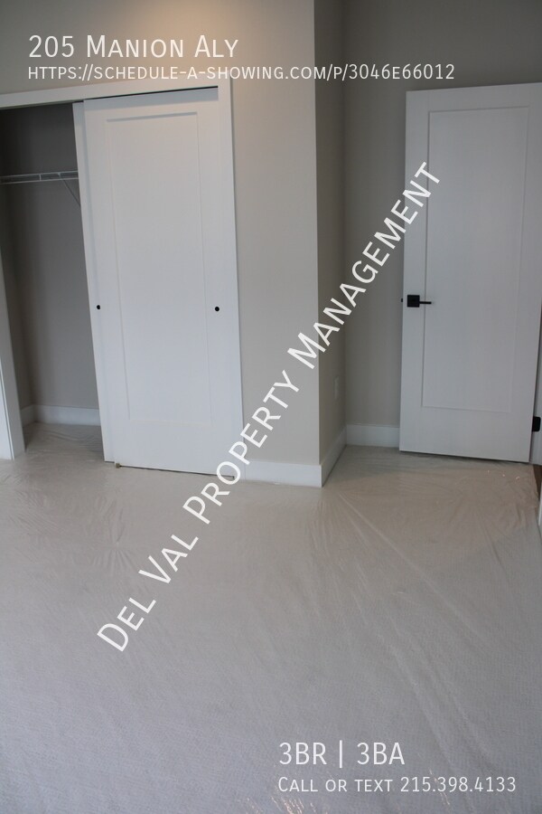 Building Photo - 205 Manion Aly