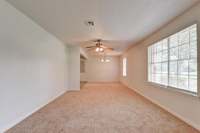Building Photo - 219 Schley St
