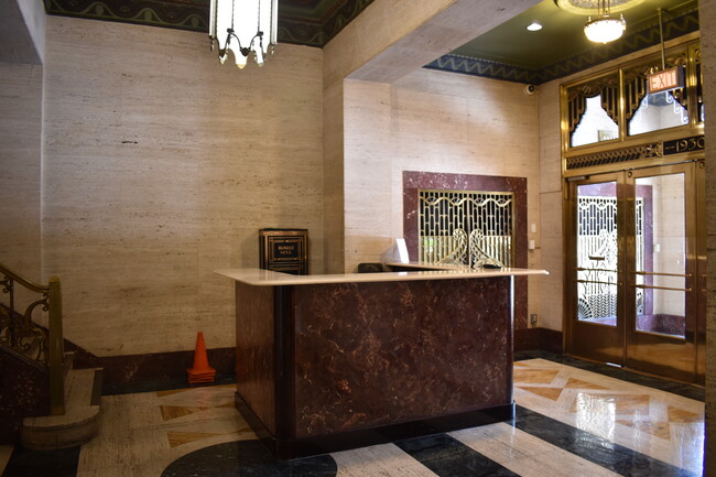 Front Desk - 32 Peachtree St NW