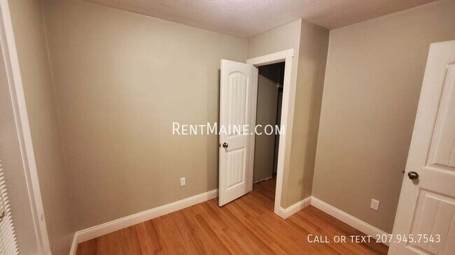 Building Photo - 60 S Factory St