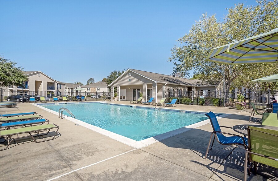 Building Photo - Grand at Pearl Apartments