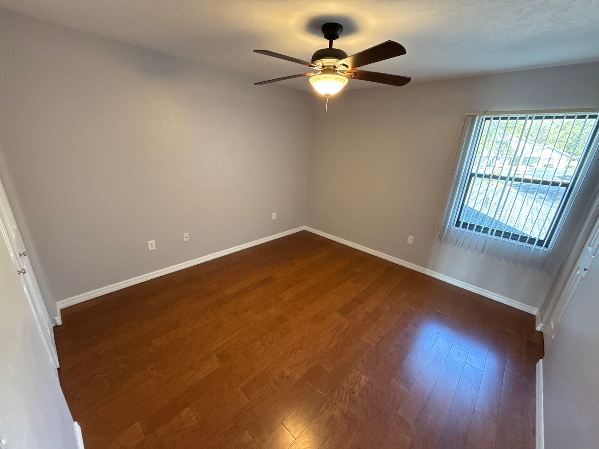 Building Photo - 790 E Gilchrist Ct