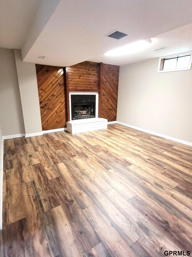 Building Photo - 13908 Meadow Ridge Rd