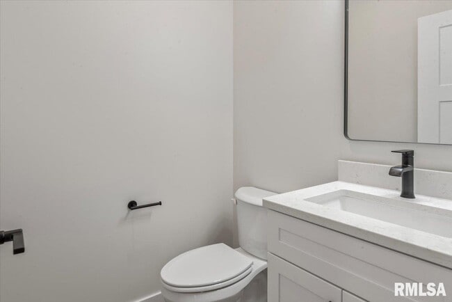 Building Photo - 4621 Eugene Ct
