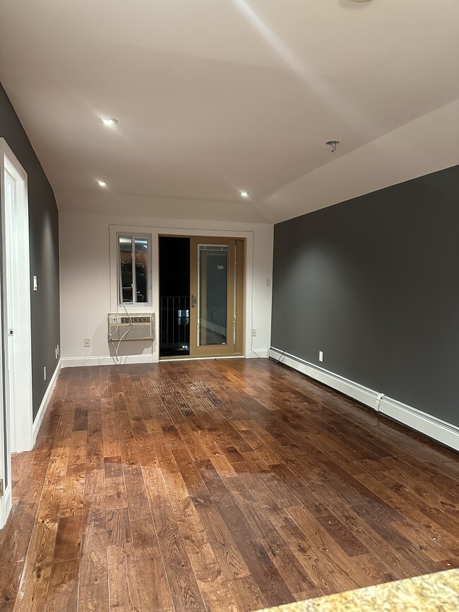 Building Photo - 14146 Pershing Cres