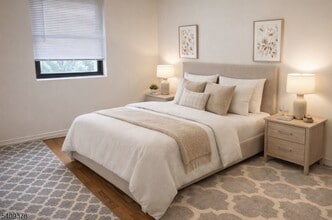 Building Photo - 3021 Edwin Ave