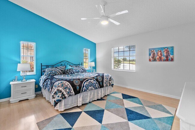 Building Photo - 7916 Coral Pointe Dr