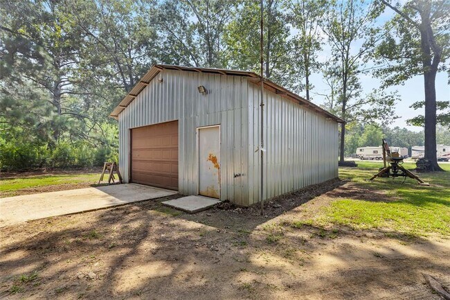 Building Photo - 200 Brough Rd