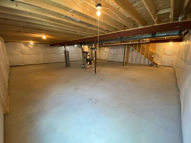 Building Photo - 28487 Hawthorne Trl