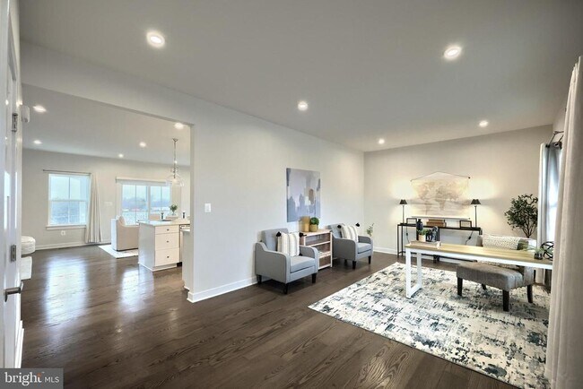 Building Photo - 12 Ervin Dr