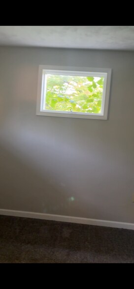 Building Photo - 1128 Chew Rd