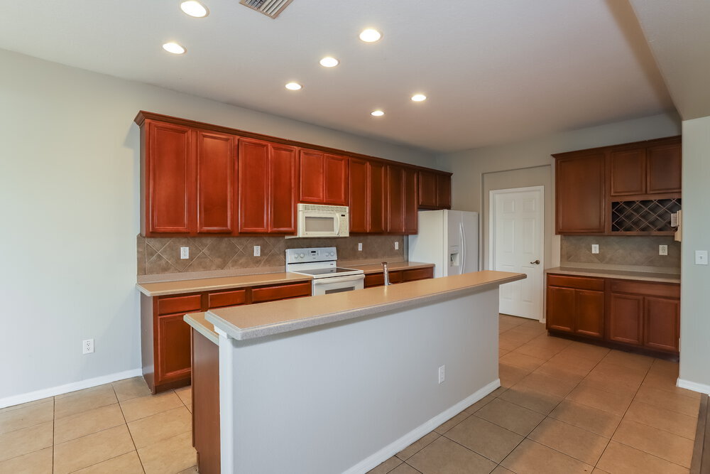 Building Photo - 319 Vine Cliff St