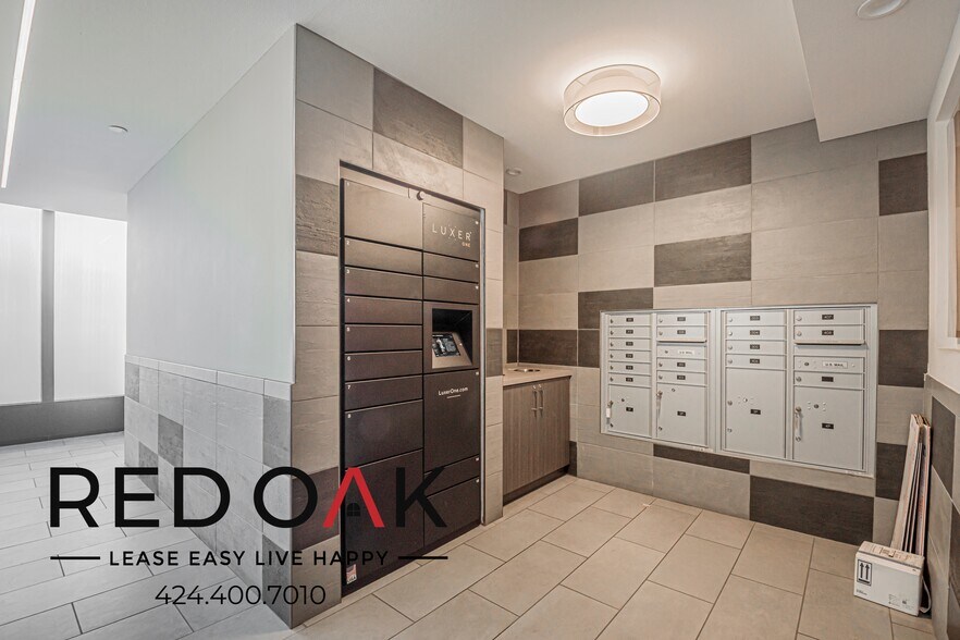 Building Photo - 2409 Griffith Park Blvd