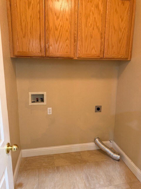 Building Photo - 2829 Hawkins Ln