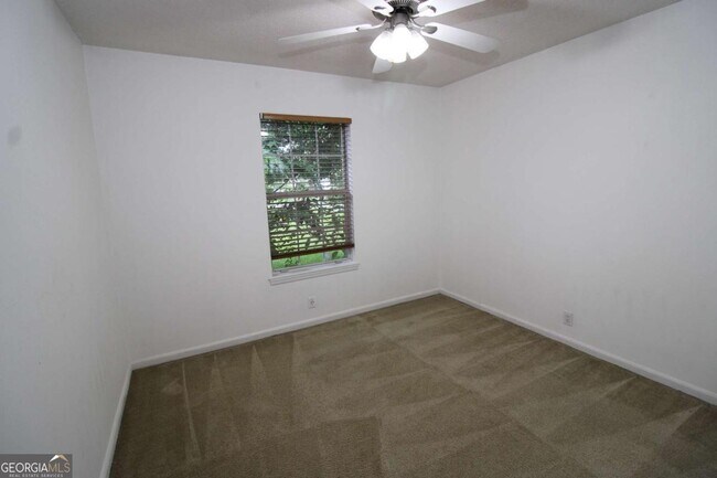 Building Photo - 107 Shearman Way