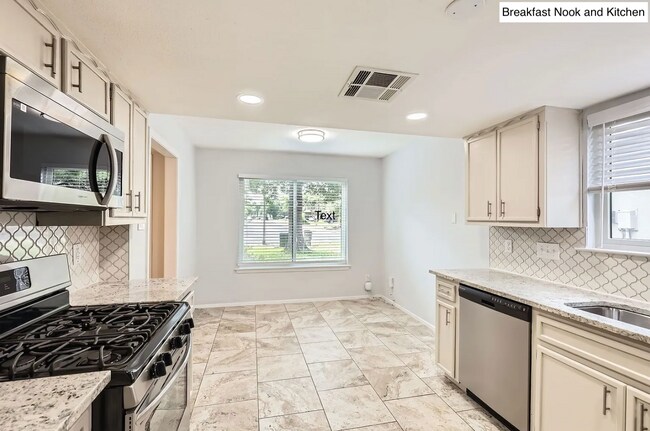 Building Photo - 11426 Bristle Oak Trail
