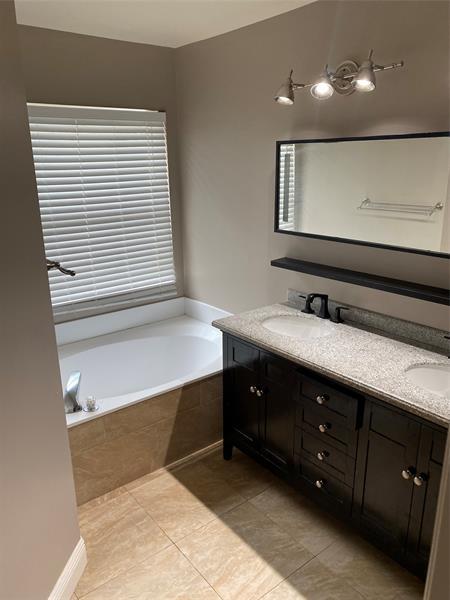 Building Photo - 767 Stanton Dr