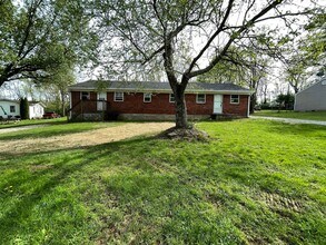 Building Photo - 261-263 Stuart Avenue Duplex