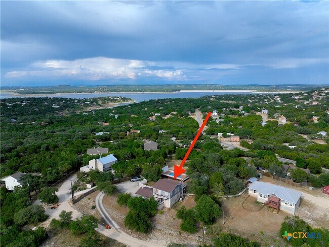 Building Photo - 200 San Juan