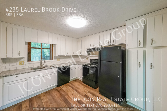 Building Photo - 4235 Laurel Brook Dr