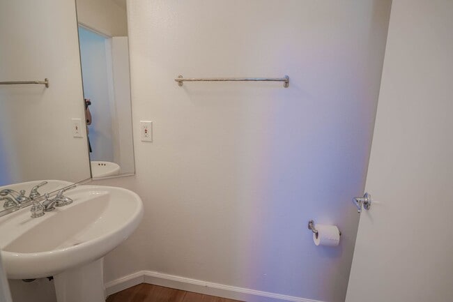 Building Photo - 2-Bedroom Townhome in Valencia's Cheyenne ...