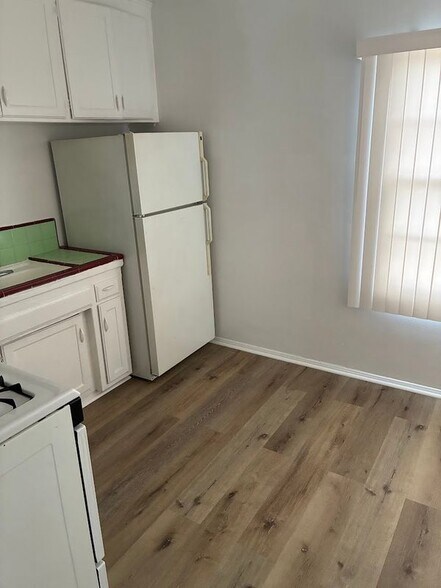 Building Photo - 4820 W Slauson Ave