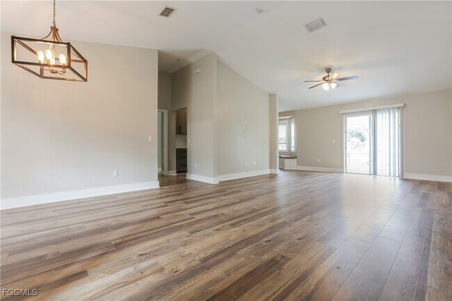 Building Photo - 4168 Merriam Ln