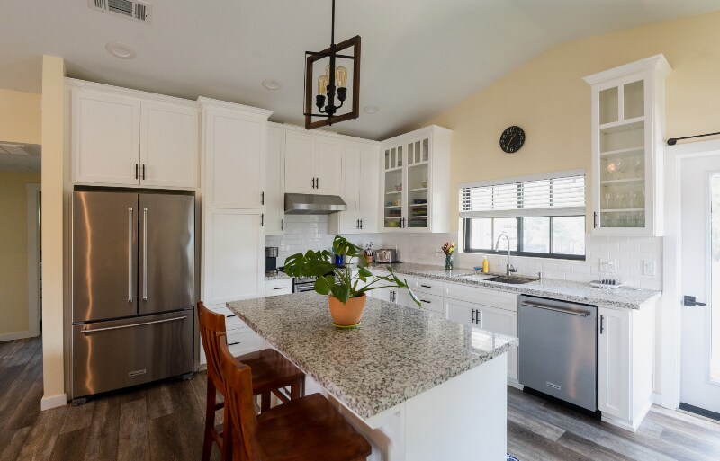 Building Photo - 1334 Ella St