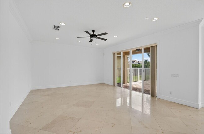 Building Photo - 8326 Emerald Winds Cir