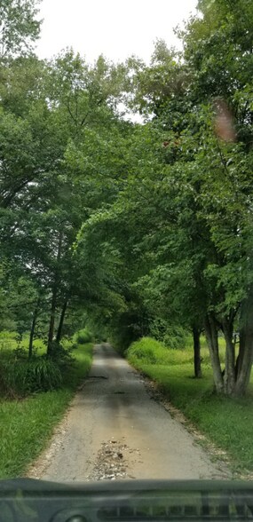 Building Photo - 32 Tempie Ln