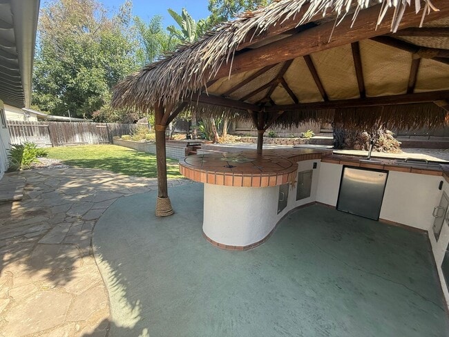 Building Photo - Charming 3BR/1.5BA Home for Rent in San Ca...