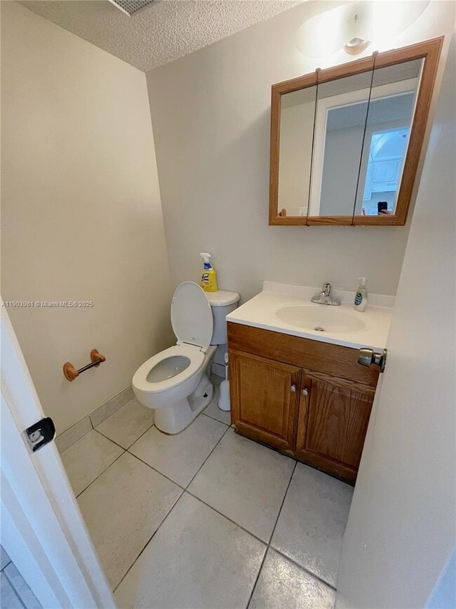 Building Photo - 403 NW 68th Ave