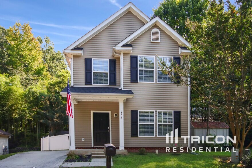 Primary Photo - 509 Underhill Ln