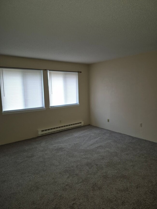 Building Photo - 4413 Val Verde Ct