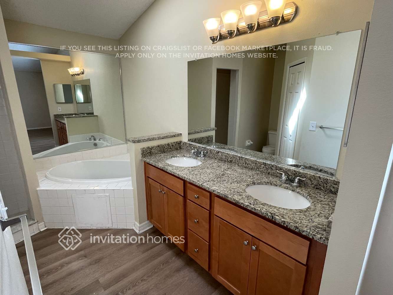 Building Photo - 472 Winding Oak Ln