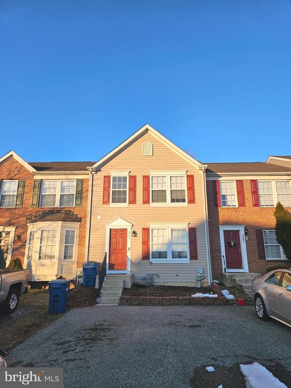 Building Photo - 261 Thomas Harmon Dr