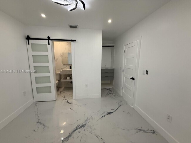 Building Photo - 11805 SW 185th St