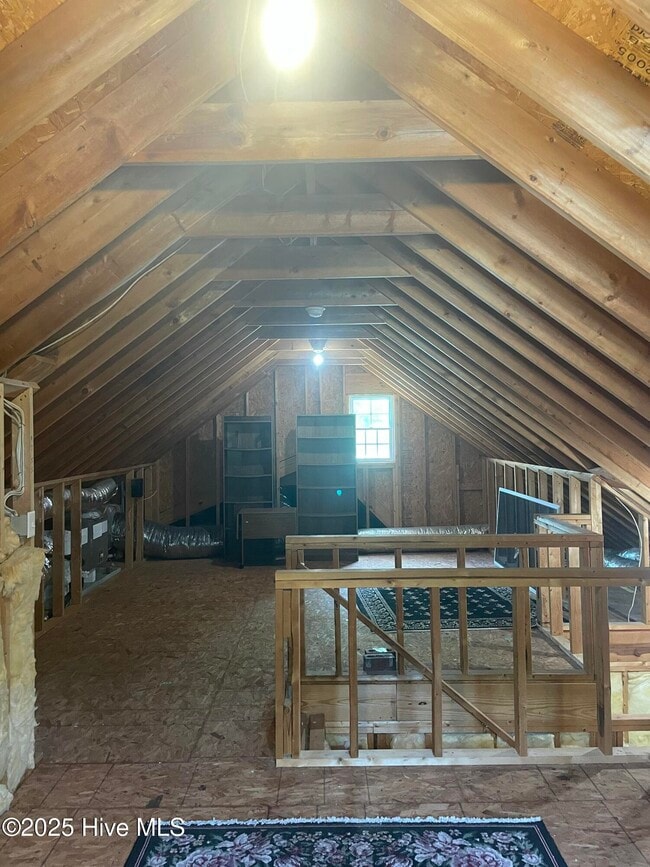 Building Photo - 151 Bayshore Dr