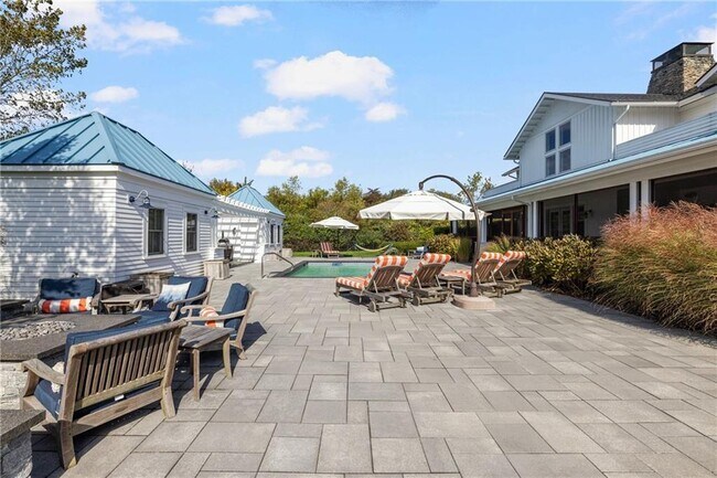 Building Photo - 46 Carnegie Heights Dr