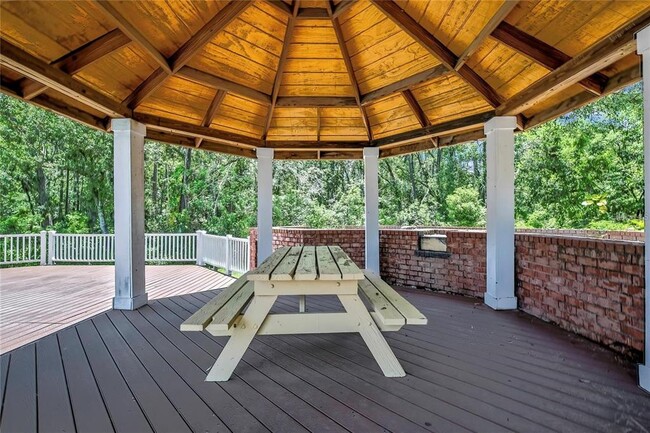 Building Photo - 8635 Mallard Reserve Dr