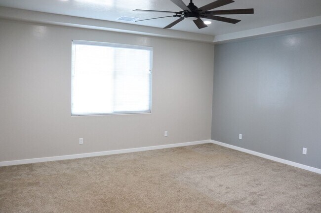 Building Photo - Welcome to your Southern Arizona desert oasis!