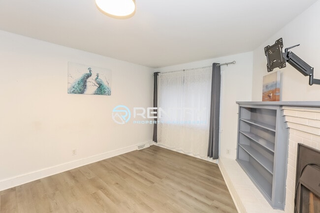 Building Photo - 12428 US-52