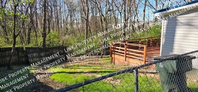 Building Photo - Completely Remodeled 2 Bedroom with a Huge...
