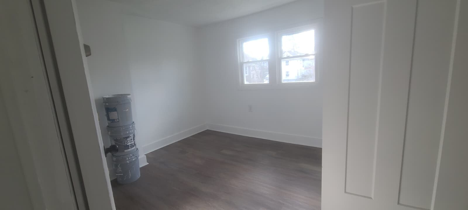 Building Photo - 143 W 1st St