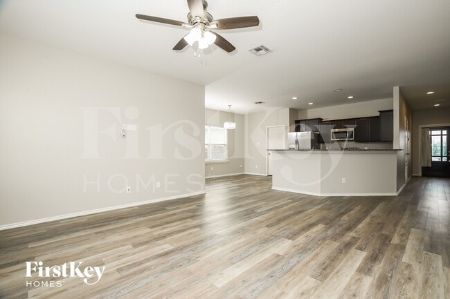 Building Photo - 168 Fabarm Ln