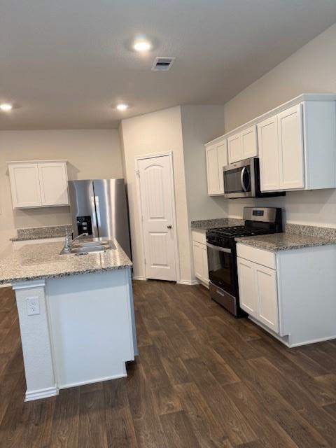 Building Photo - 263 Granary Dr