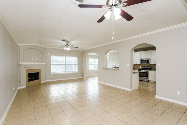 Building Photo - 403 Magnolia Estates Dr