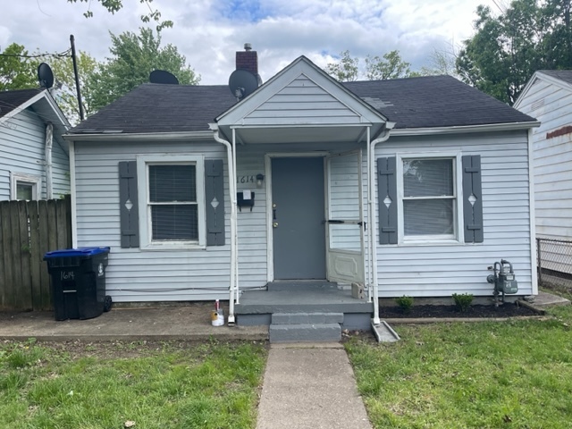 Primary Photo - 1614 Bicknell Ave