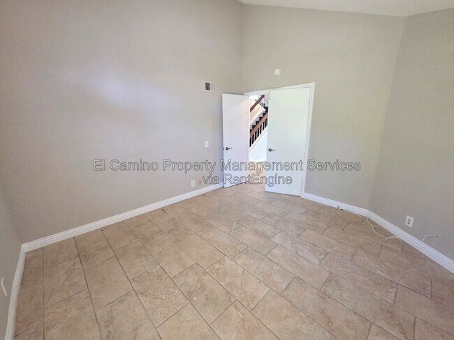 Building Photo - 2702 Belmont Ct